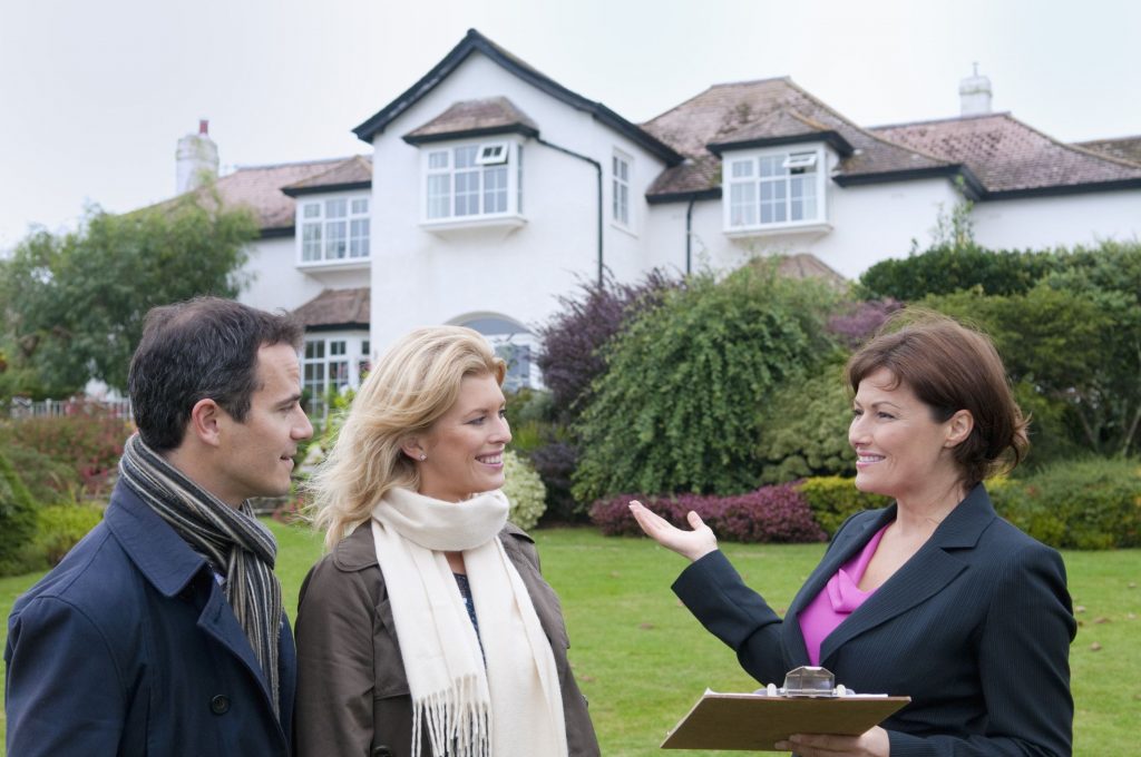 Things To Know When Hiring A Real Estate Broker